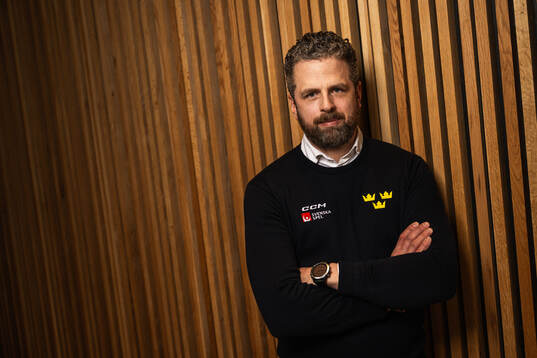 Tre Kronor dams förbundskapten Ulf Lundberg