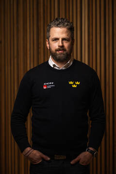 Tre Kronor dams förbundskapten Ulf Lundberg