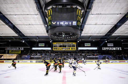 Västerås spelare och Södertäljes spelare