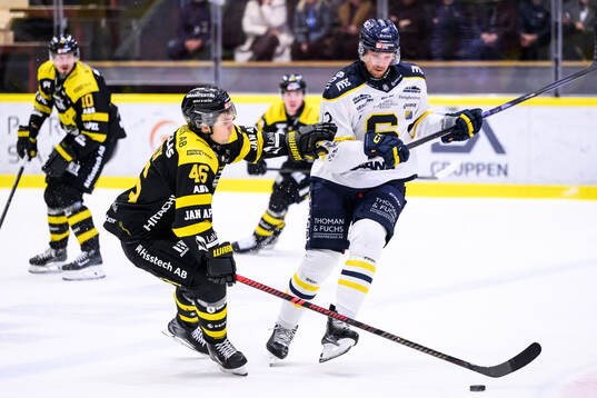 Västerås Svante Sjödin och Södertäljes Viktor Liljegren