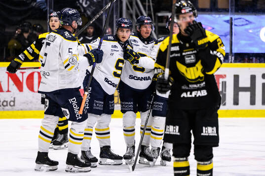 Södertäljes William Wiå jublar