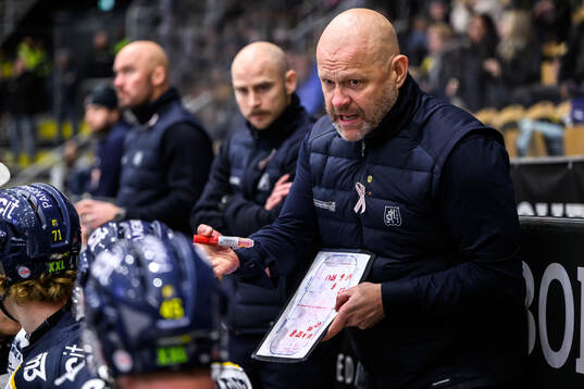 Södertäljes tränare Andreas Johansson