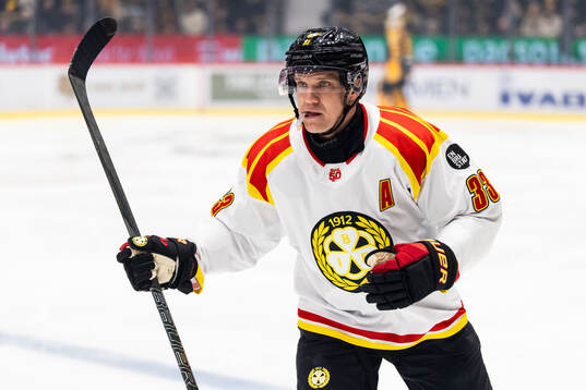 Brynäs Jakob Silfverberg jublar