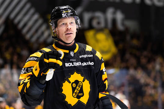 Skellefteås Lars Bryggman jublar