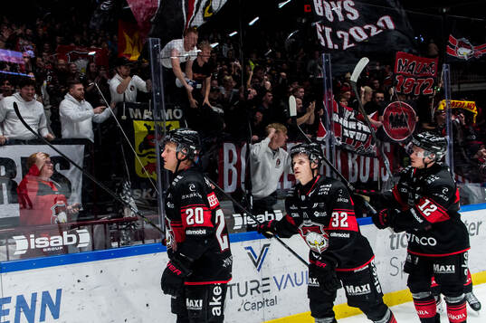 Malmö Redhawks Thomas Berg Paulsen, Joona Ikonen och Linus