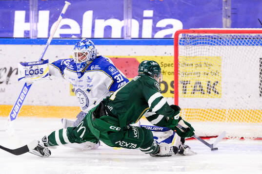 Färjestads Joakim Nygård gör 3-1 bakom Leksands målvakt