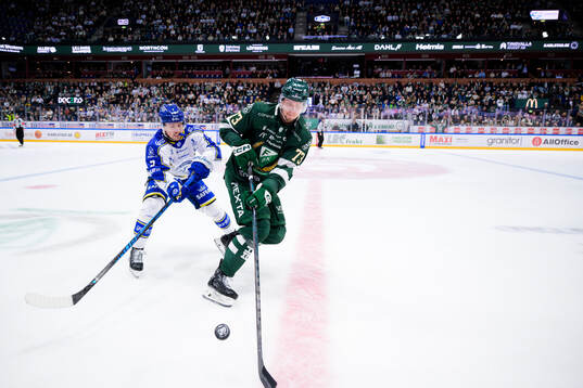 Leksands Marcus Karlberg och Färjestads Adam Ollas Mattsson