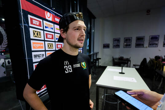 Färjestads Luke Philp