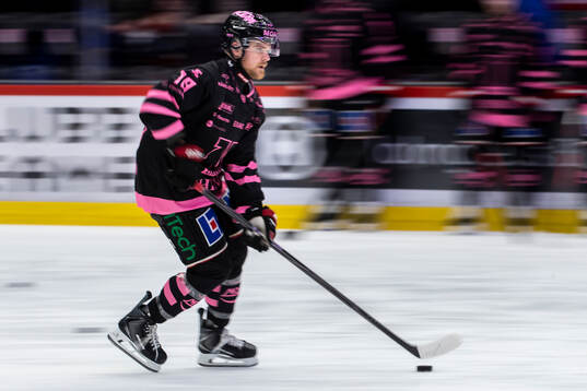 Örebros Sean Malone