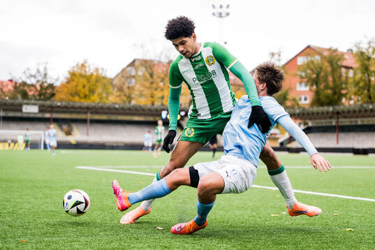 Hammarbys Adrian Salvador och Malmö FFs John Orestam