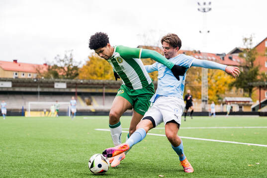 Hammarbys Adrian Salvador och Malmö FFs John Orestam