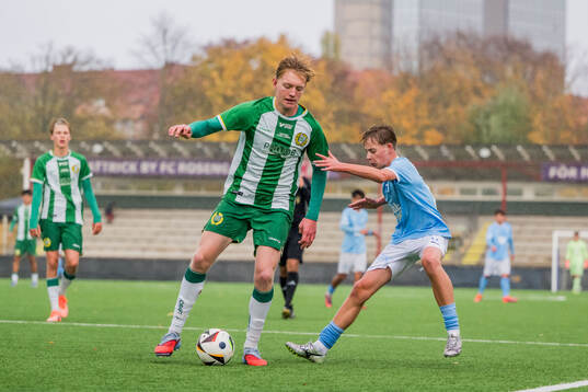 Hammarbys Hampus Thorsson och Malmö FFs Edvin Trygg