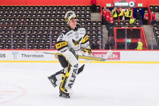 Västerås målvakt Benedikt Oschgan