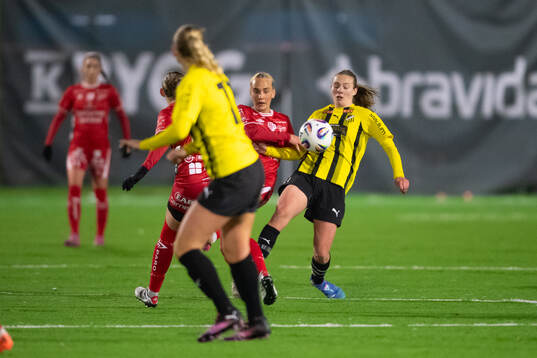 Elfsborgs Tea Skoglund och Häckens Tora Lindskog