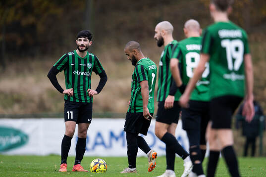 Högaborgs Adham Hazime och medspelare deppar