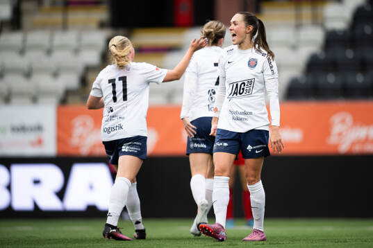 Eskilstuna Uniteds Felicia Rogic jublar