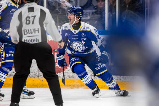 Leksands Nolan Stevens jublar