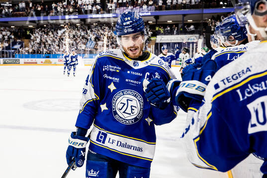 Leksands Peter Cehlarik jublar