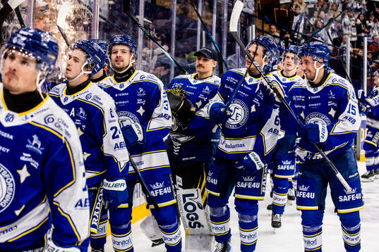 Leksands spejarna jublar