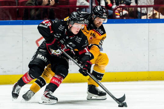 Malmö Redhawks Petter Vesterheim och Luleås Kasper