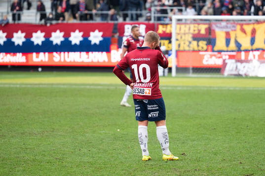 Örgrytes Nicklas Bärkroth deppar