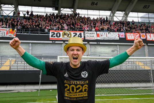 Kalmars målvakt Jakob Kindberg jublar