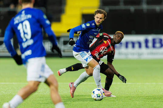Trelleborgs Fredrik Martinsson och Östersunds Assiedou