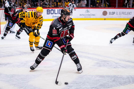 Örebros Patrik Karlkvist och Skellefteås Lars Bryggman