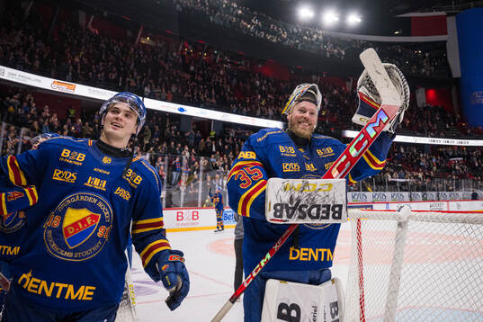 Djurgårdens målvakt Magnus Hellberg jublar