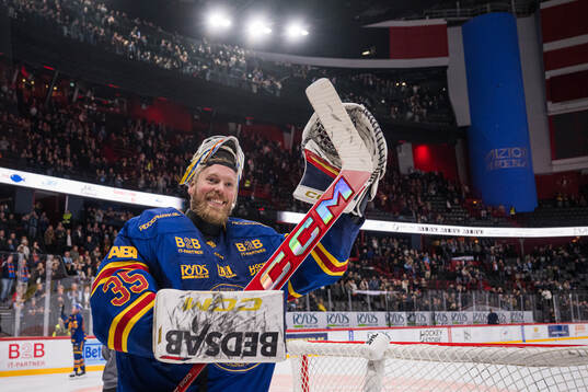 Djurgårdens målvakt Magnus Hellberg jublar