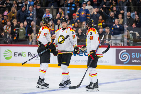 Brynäs Axel Jonsson-Fjällby, Robert Hägg och Tyler Vesel