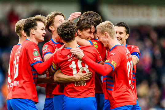 Bläddra bland fler bilder av Fotboll, Superettan, Helsingborg - GIF Sundsvall