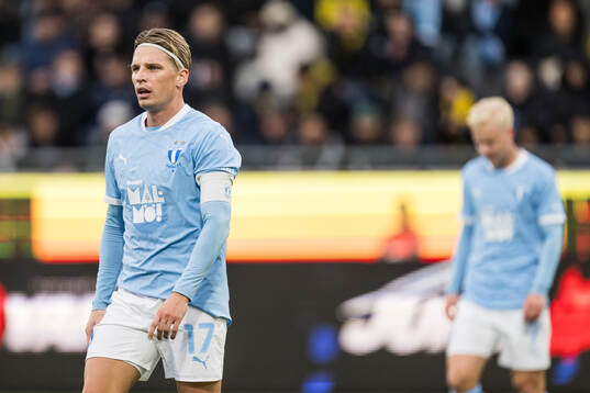 Malmö FFs Jens Stryger Larsen deppar