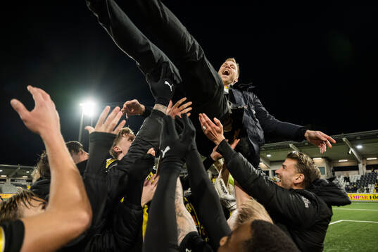 Bläddra bland fler bilder av Fotboll, Allsvenskan, Häcken - Malmö FF