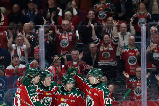 Frölundas Ivar Stenberg jublar