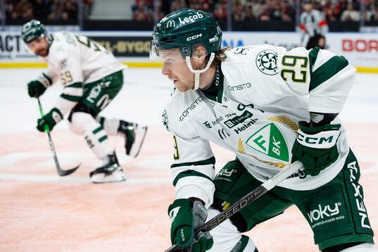 Färjestads Oskar Steen