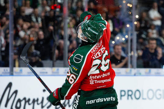 Frölundas Isac Heens jublar
