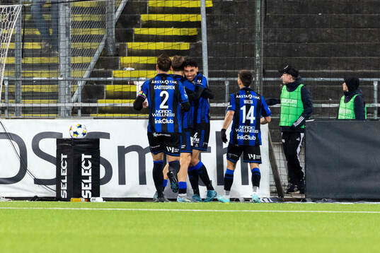 Sirius Joakim Persson jublar