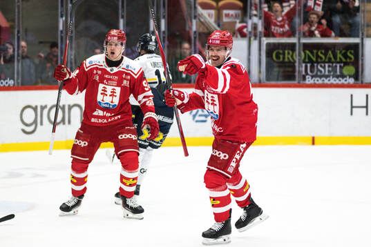 Timrås Anton Lander jublar