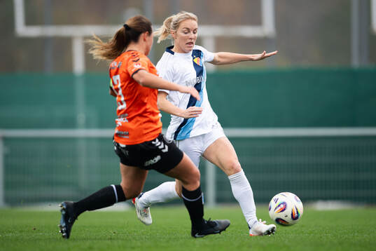 Kristianstads Emma Petrovic och Djurgårdens Mimmi