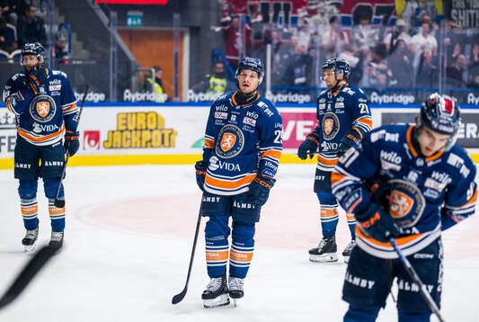 Växjös Sebastian Strandberg och Brian Cooper deppar