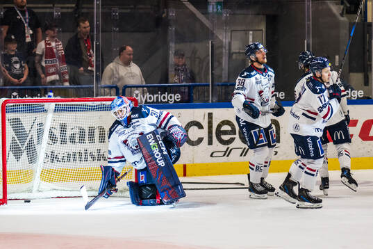 Linköpings målvakt Jesper Myrenberg, Johan Södergran och