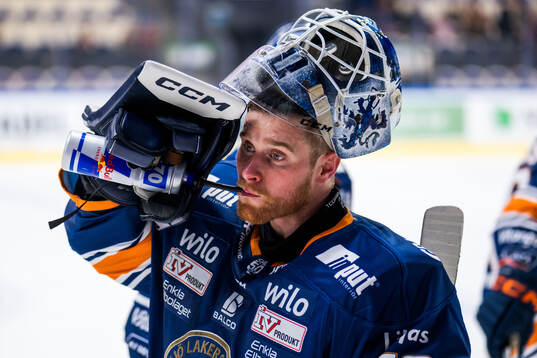Växjös målvakt Adam Åhman