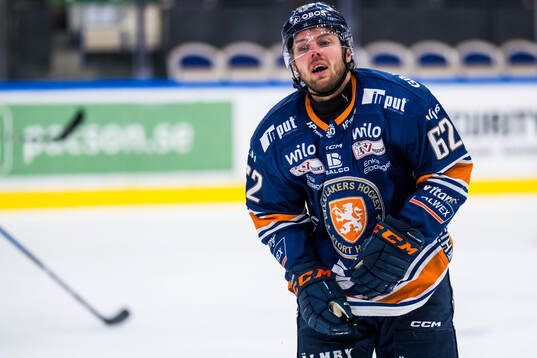 Växjös Manuel Ågren har ont