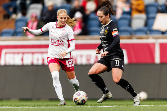 IK Uppsalas Josefin Baudou och Umeås Alma Nygren