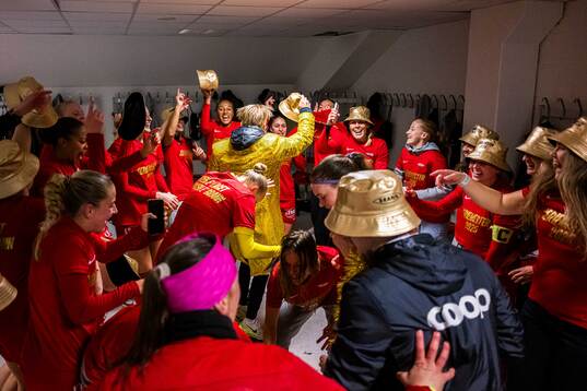 Players of Brann celebrates