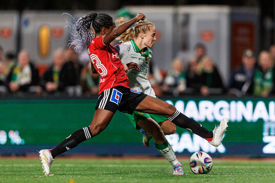 IFK Norrköpings Maya Aliyah Antoine och Hammarbys Julie