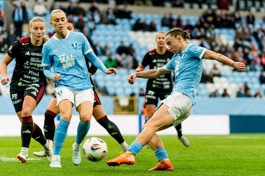 Malmö FFs Beatrice Persson och Miljana Ivanovic