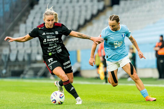 Piteås Selina Henriksson och Malmö FFs Miljana Ivanovic