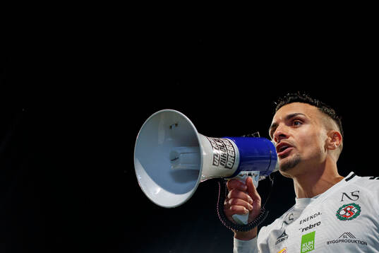 Örebros Ahmed Yasin jublar